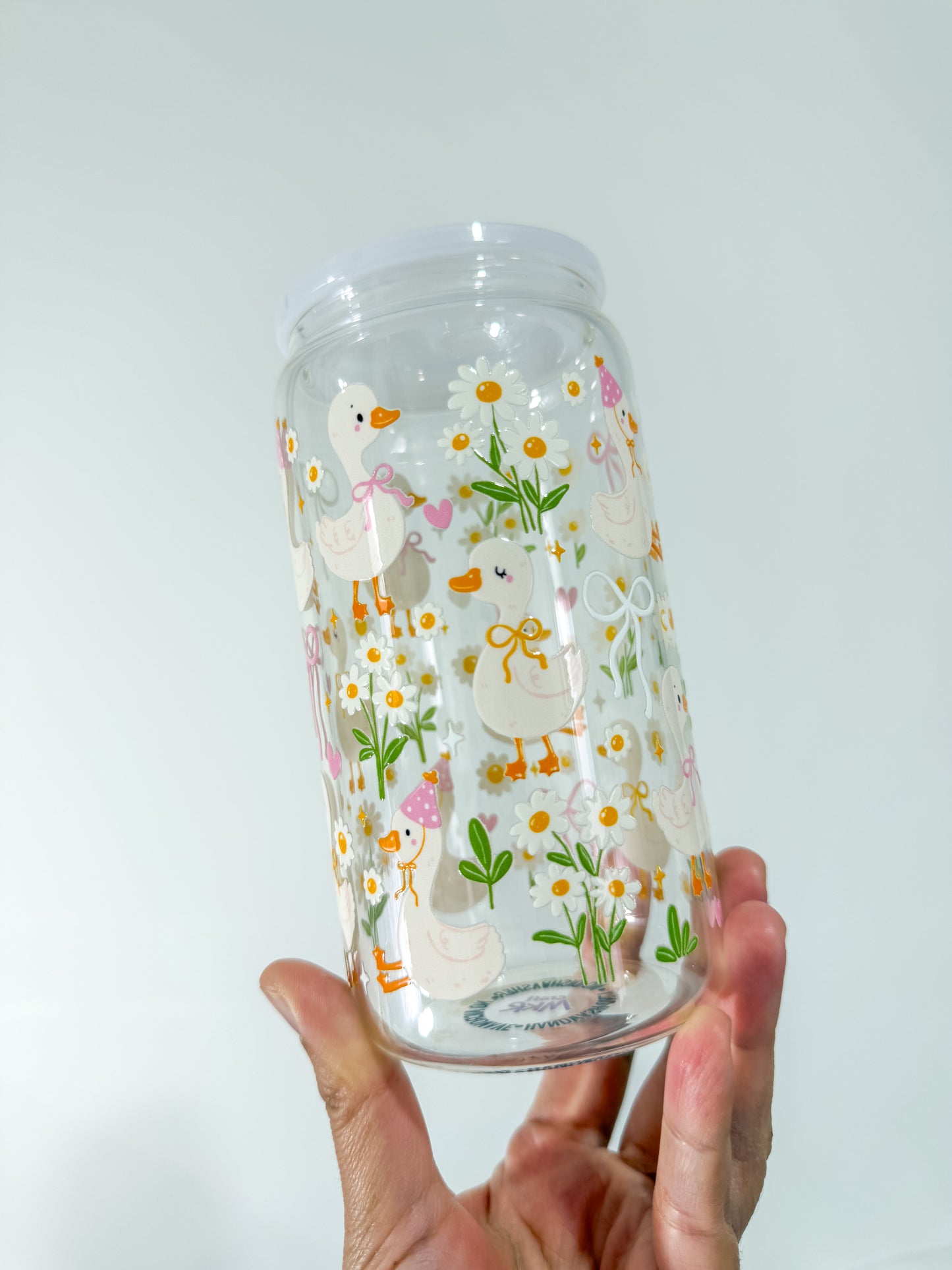 Cute Daisy Ducks Can Cup