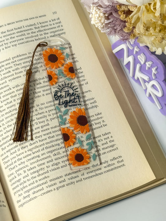 Be the Light Bookmark Actual