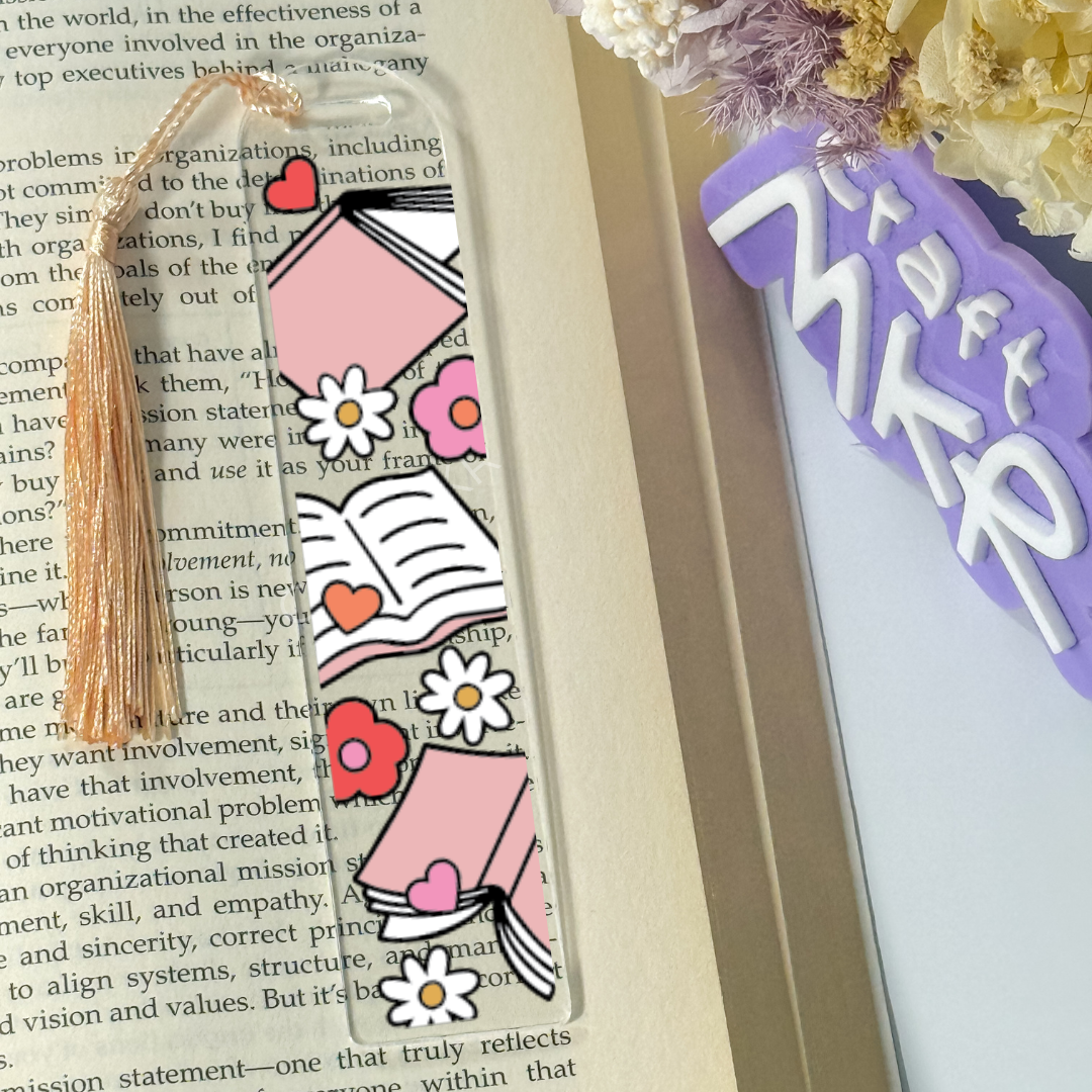 Books_and_Flowers_Bookmark_Mockup